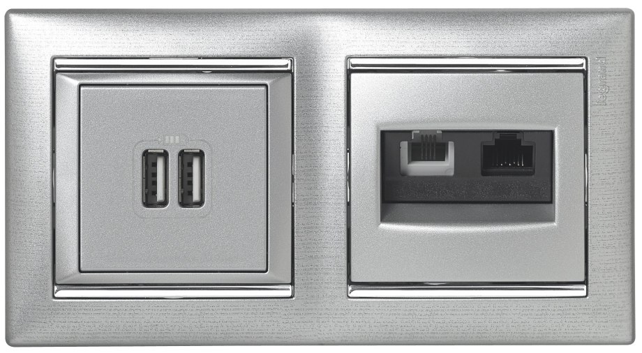Legrand Inspiria розетка