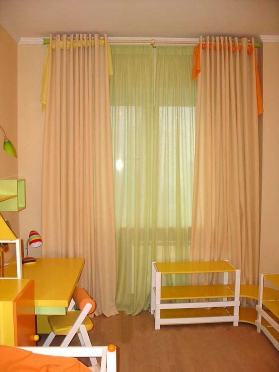 Карниз для штор в детскую комнату