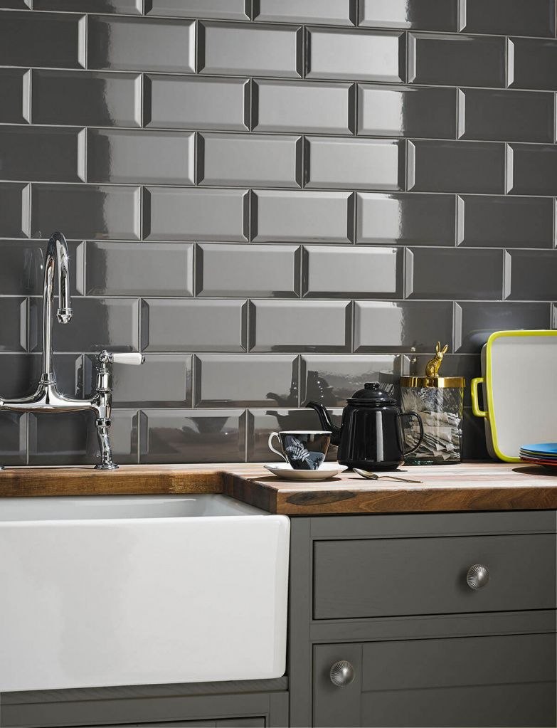 Плитка Metrotiles белая 10х20