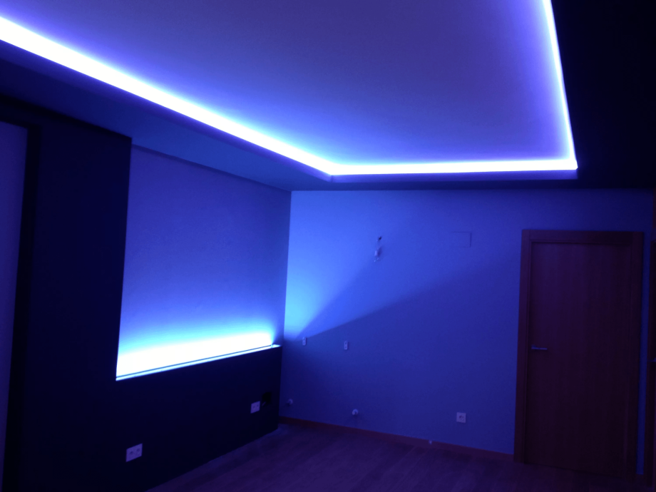 RGB подсветка для комнаты