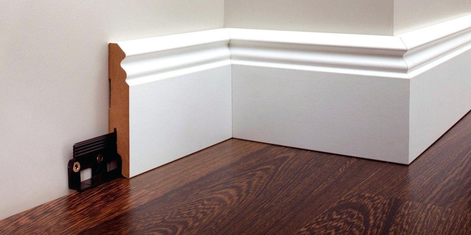 Плинтус Vynaflex Wood Skirting