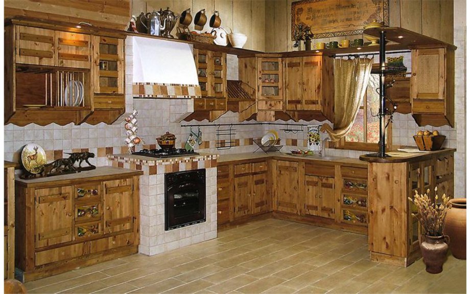 Зеленая кухня деревянная