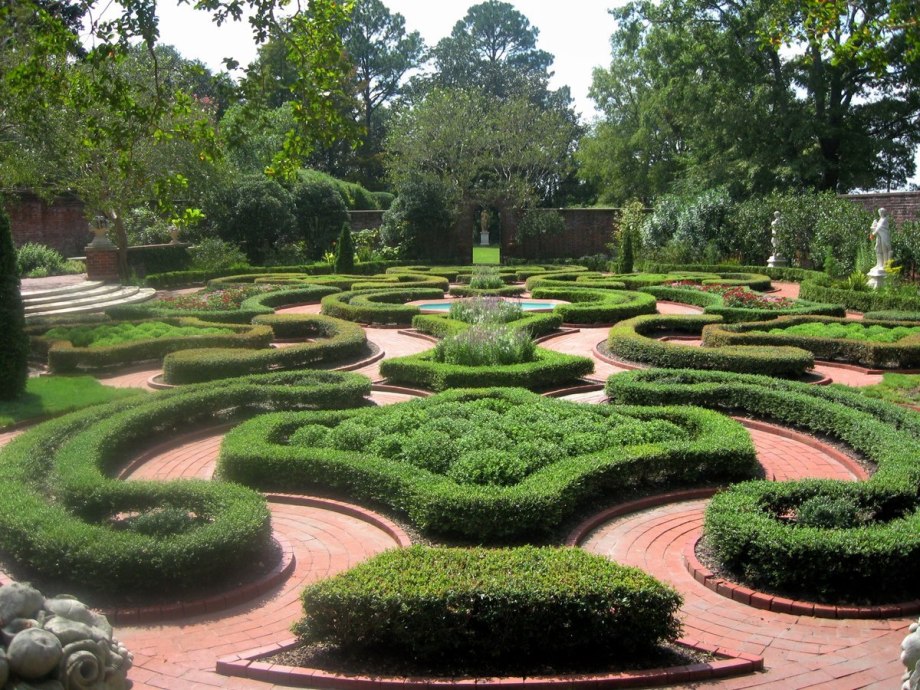 Burton House Garden сад Бартон-Хаус