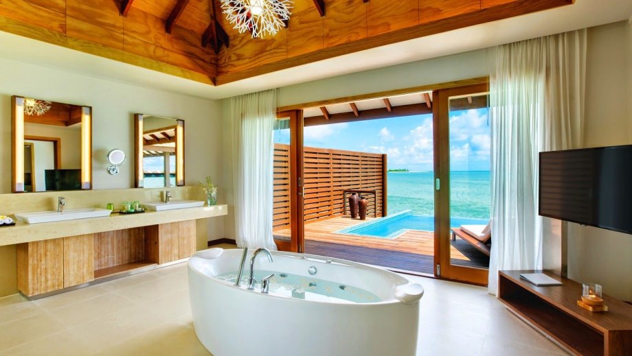 Hideaway Beach Resort & Spa 5*