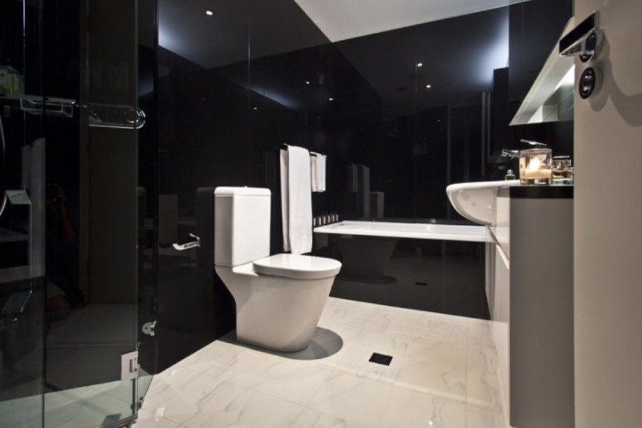 Dark Black Marble Bathroom плитка