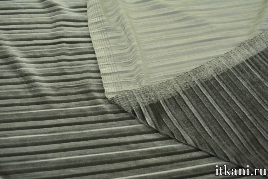 Плиссе Hunter Douglas