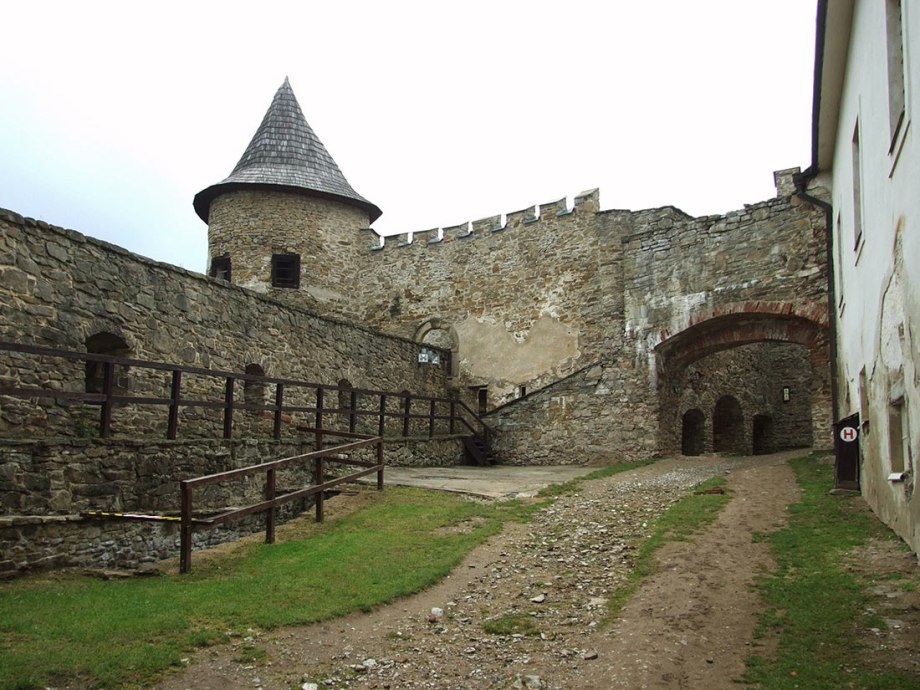 Белоцерковский замок