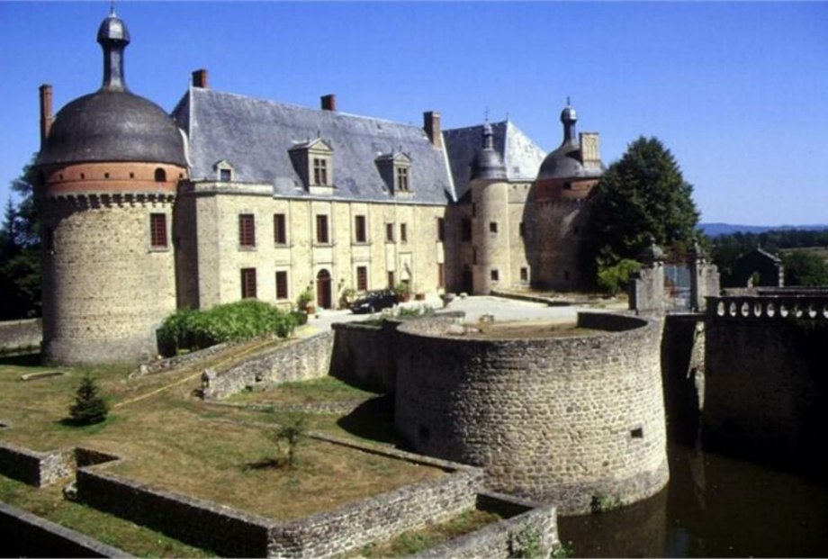 Замок de Saint-Germain-Beaupré
