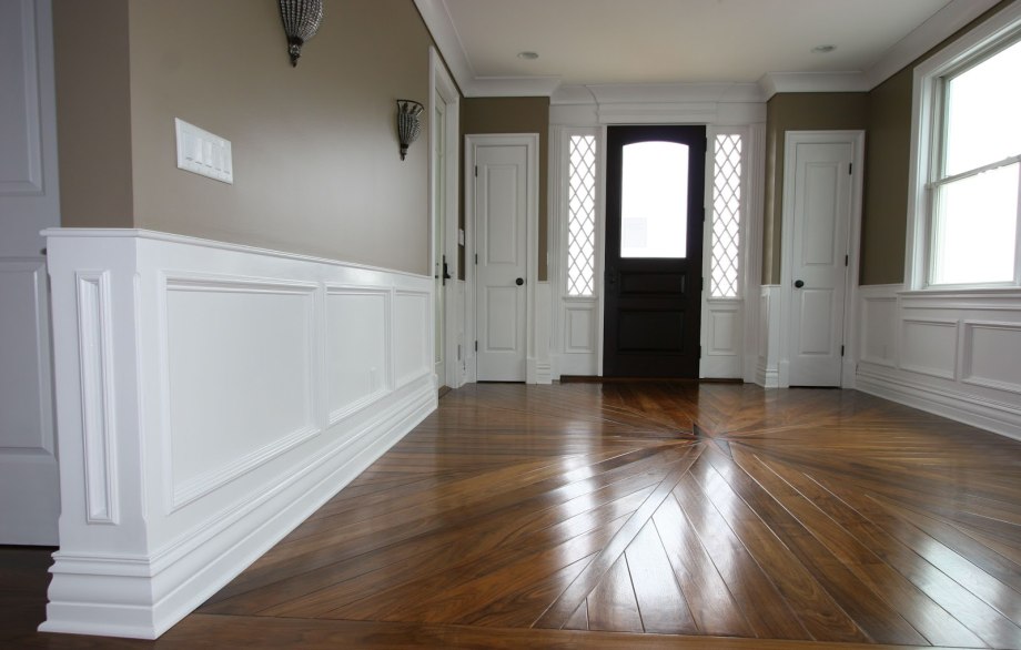 Wainscot панели