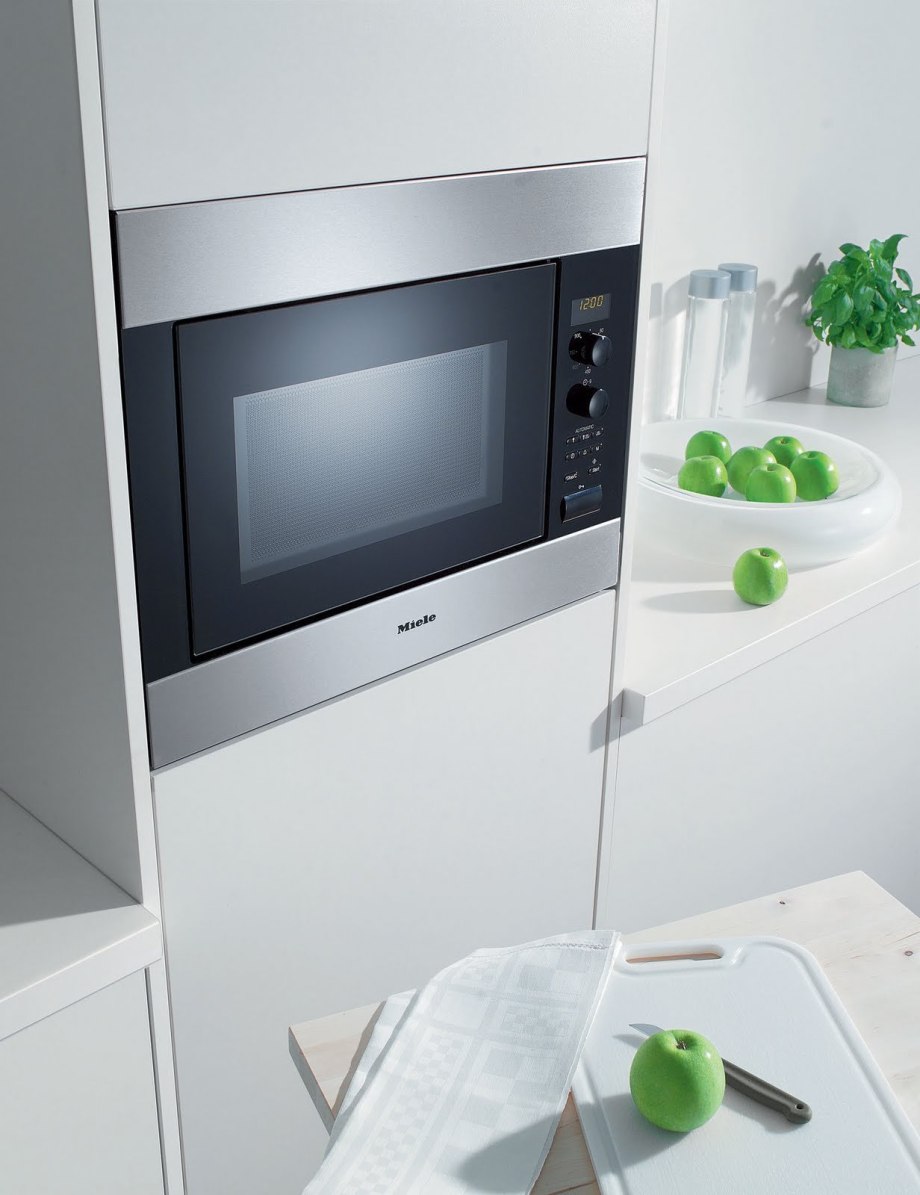 Микроволновая печь Miele m 8260
