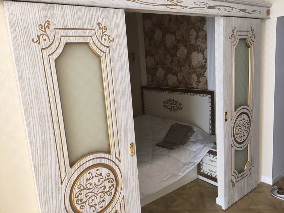 Капитель для межкомнатных дверей