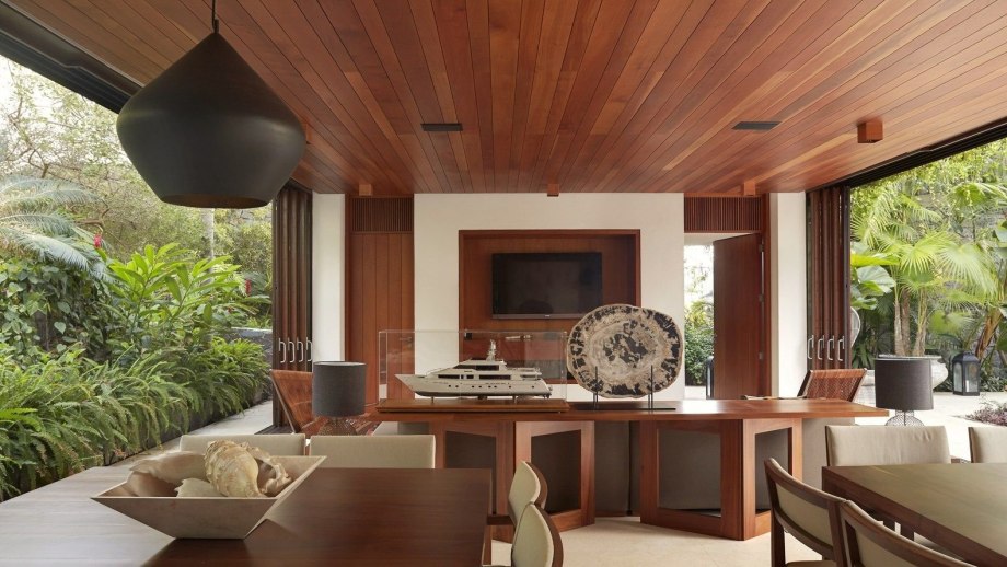 Four Seasons Resort 5*