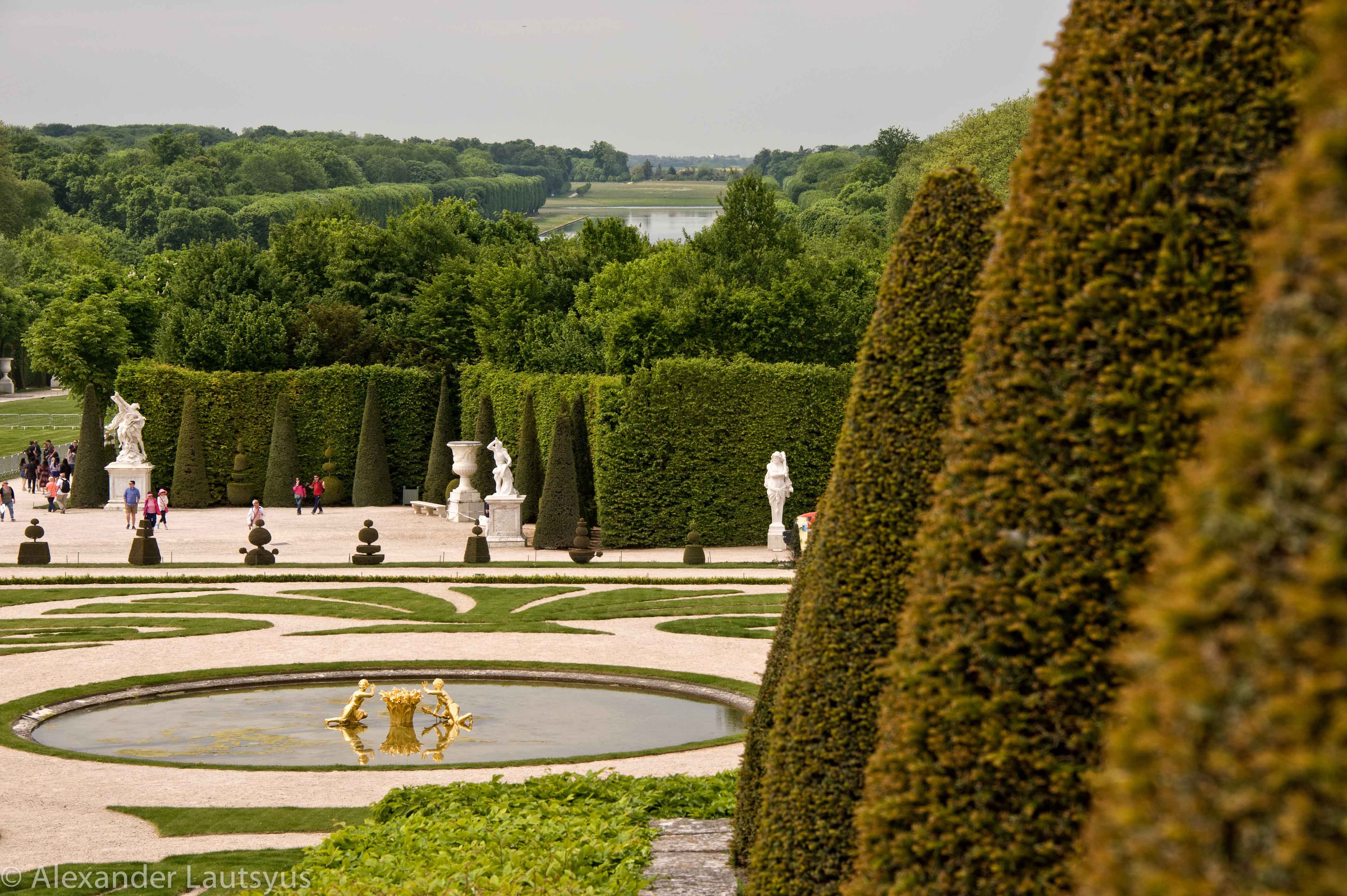 Версаль садовый. Версальский дворец и парк. Французский парк Версальский парк. Сады Франции классицизм Версаль. Боскет остров короля Версаль.