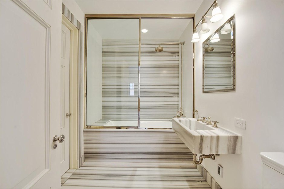 Мрамор Striato Olimpico Bathroom