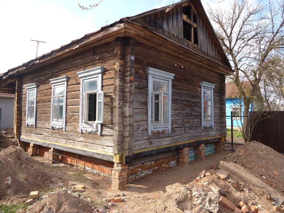 Реконструкция старого дома в деревне