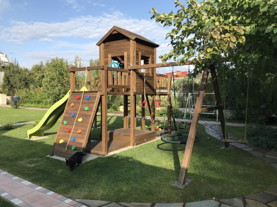 Детские площадки из лиственницы
