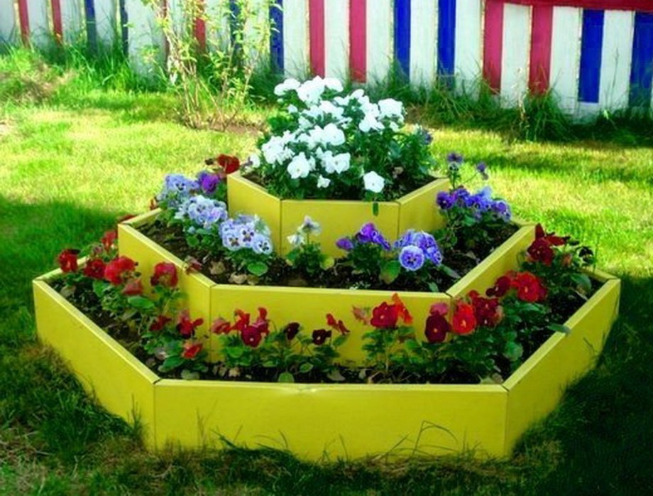 Многоярусные клумбы