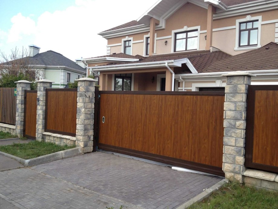 Откатные ворота DOORHAN золотой дуб