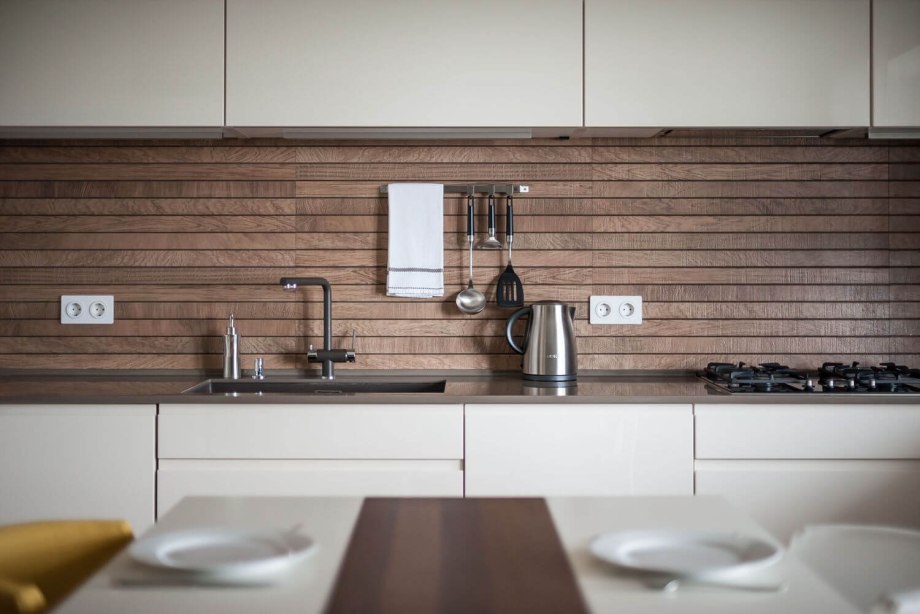 Porcelanosa Oxford фартук на кухне