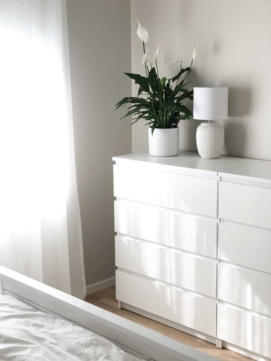 Hemnes ХЕМНЭС комод с 8 ящиками, белая морилка160x96 см