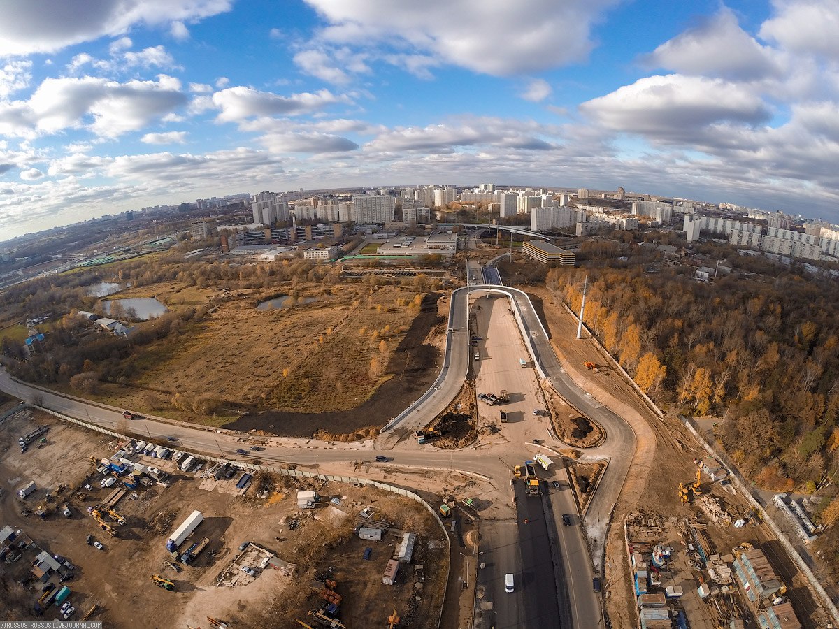 Пятницкое шоссе дороги. Деревня Путилково Московская область. Развязка Митино Путилково. Путепровод Братцево-Путилково. Дорога Путилково Митино.