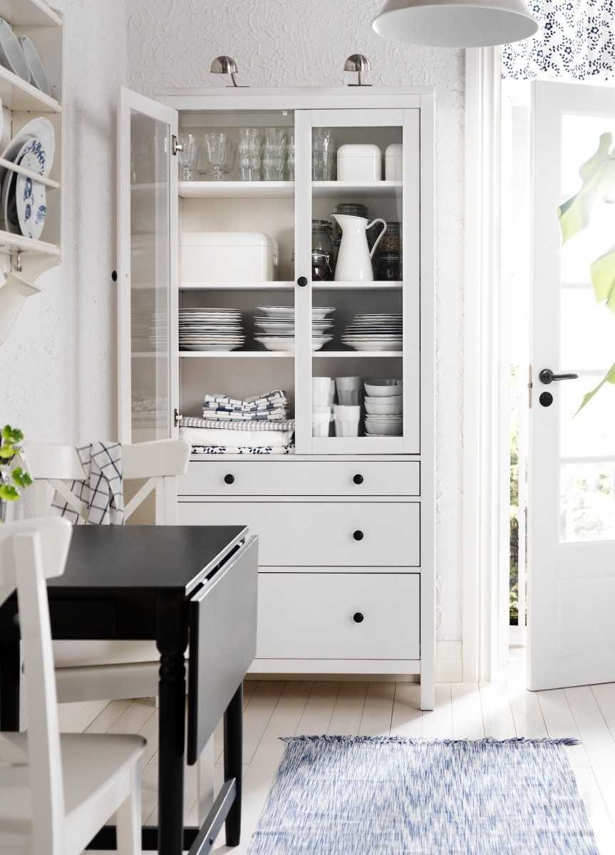 Шкаф-витрина hemnes ikea