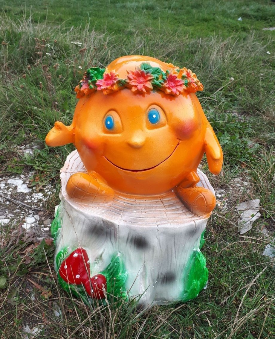 Сказочные фигуры для сада