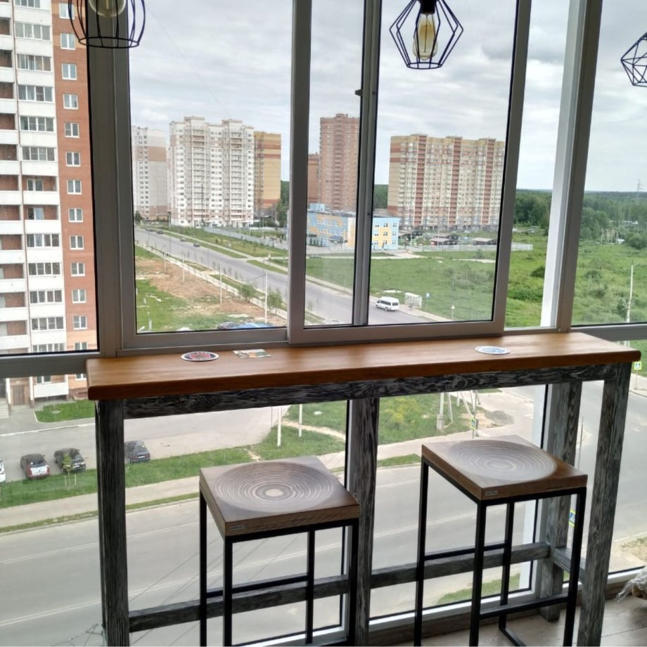 Барная стойка на балконе