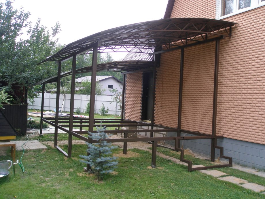 Безрамное остекление для барнхаус