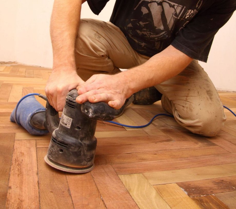 DEWALT шлифовка паркета