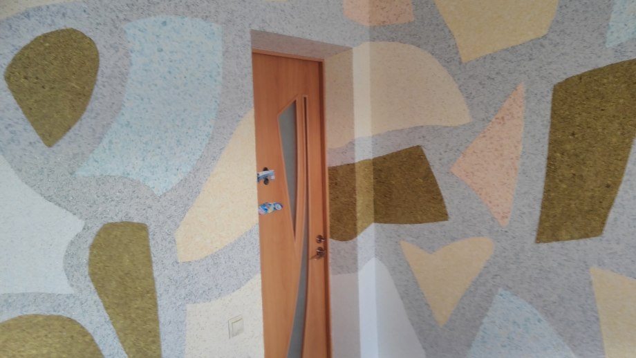 Жидкие обои в доме