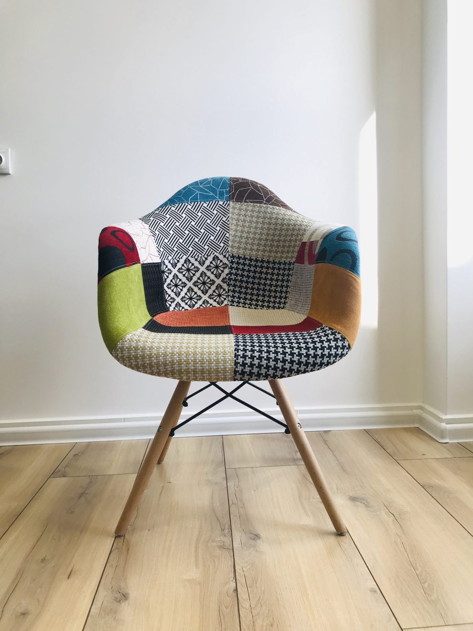 Кресло Eames DAW Patchwork Blue