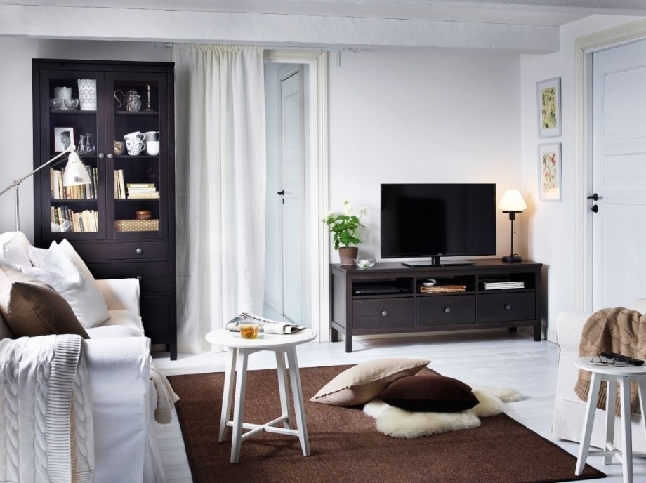Шкаф-витрина hemnes ikea
