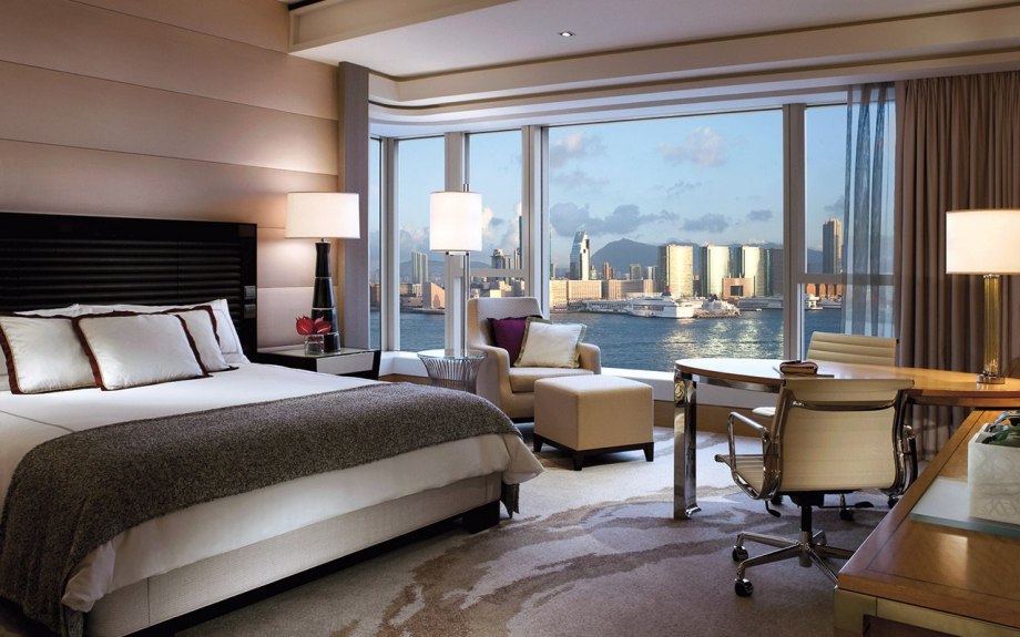 Four Seasons Hotel Hong Kong