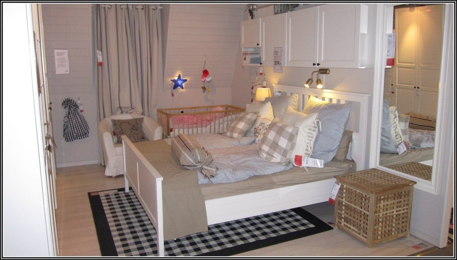 Hemnes ikea кушетка в гостиной