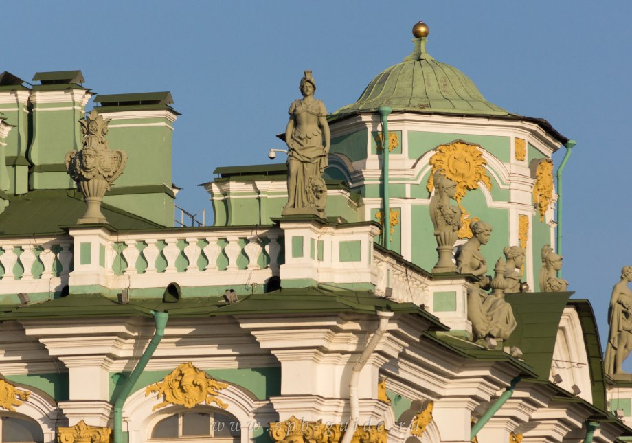 Дворец Цвингер в Дрездене