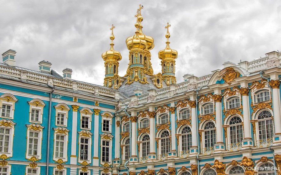Екатерининский дворец в Санкт-Петербурге
