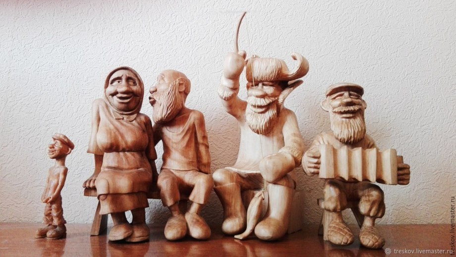 Фигурки из дерева