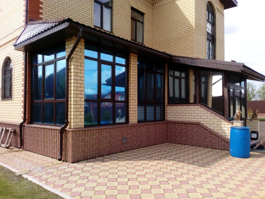 Тонированные окна в доме