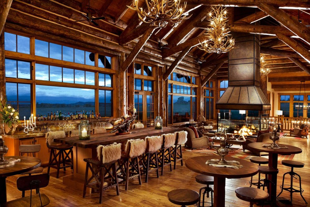 Отель Brush Creek Ranch интерьер