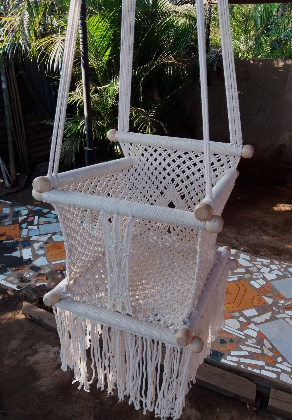 Детские качели из макраме