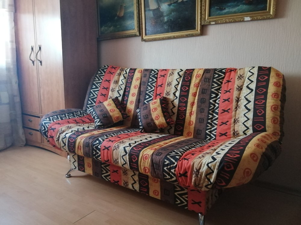 Диван кляк кляк в интерьере