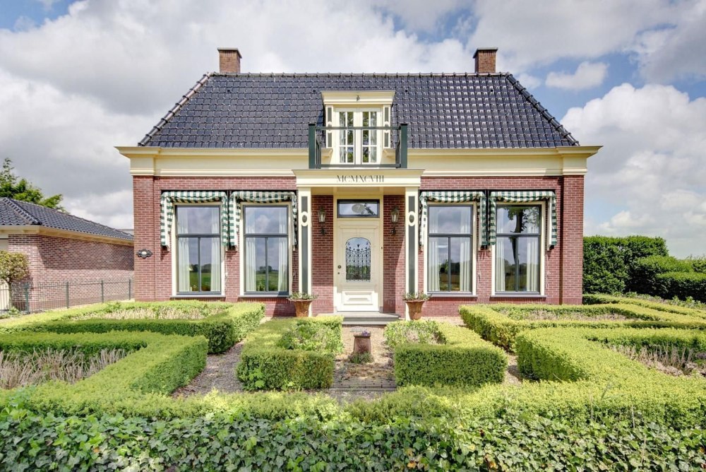 Country House Renovation США