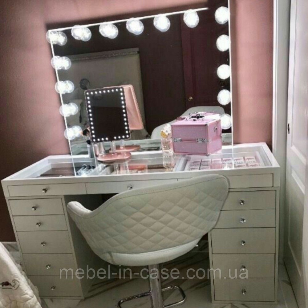 Комната для макияжа