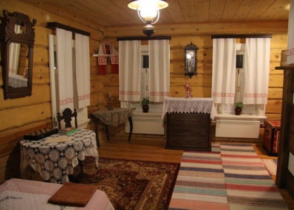 Русская изба пятистенок внутри